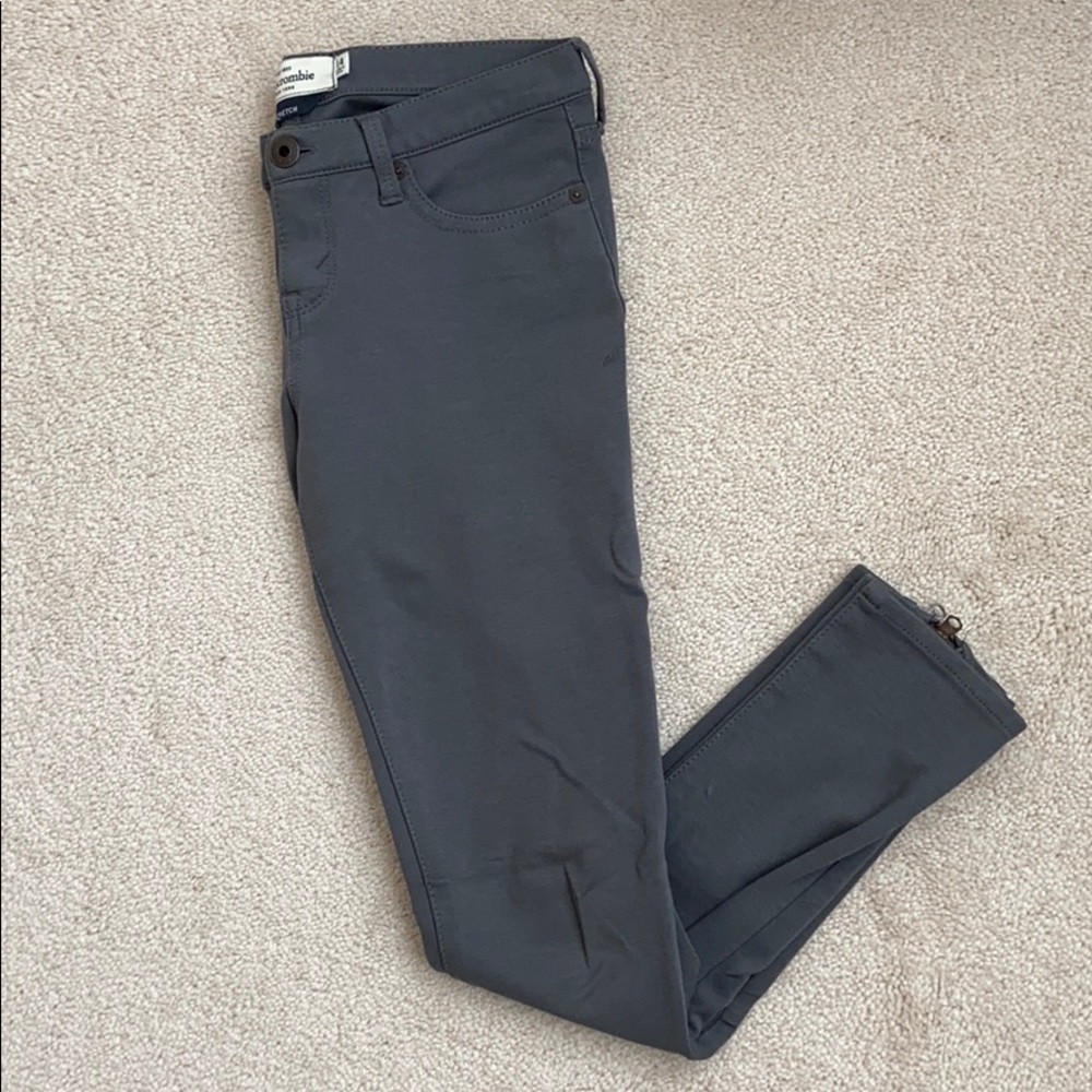 Abercrombie kids Gray Stretch Pants with Zippers
